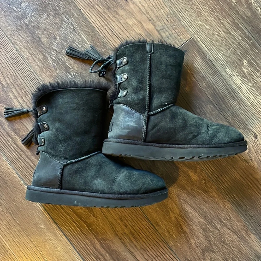 UGG Boots - Picture 3 of 13